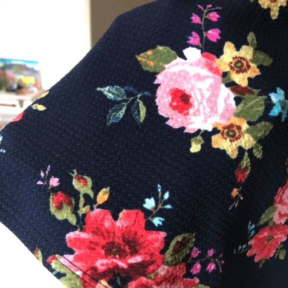 Sporty Floral Mini Dress - Picture 2 of 5